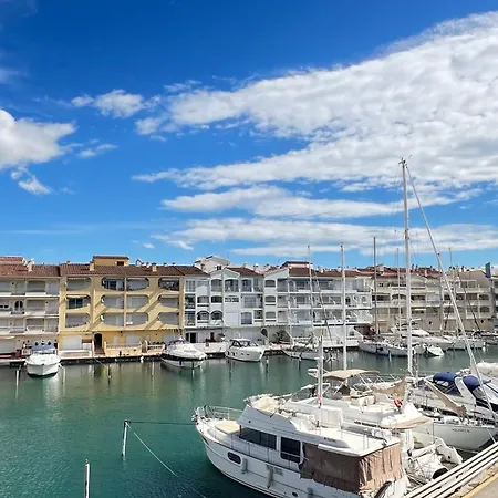 B Frente Al Canal Con Terraza Empuriabrava